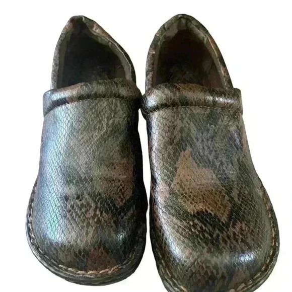 Born Concept B.O.C Womens Clog Shoes  Snake Leather Slip-On C45706 Brown Size 9 - Picture 2 of 8
